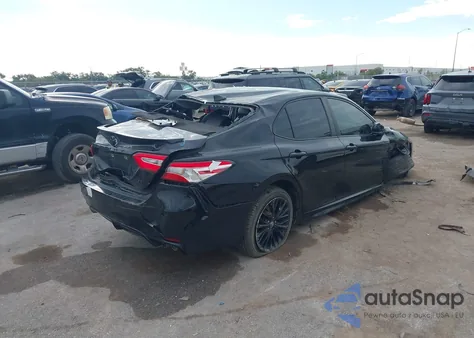 2020 Toyota Camry Se Nightshade Edition z USA, uszkodzony, nr VIN 4T1G11AK2LU332189